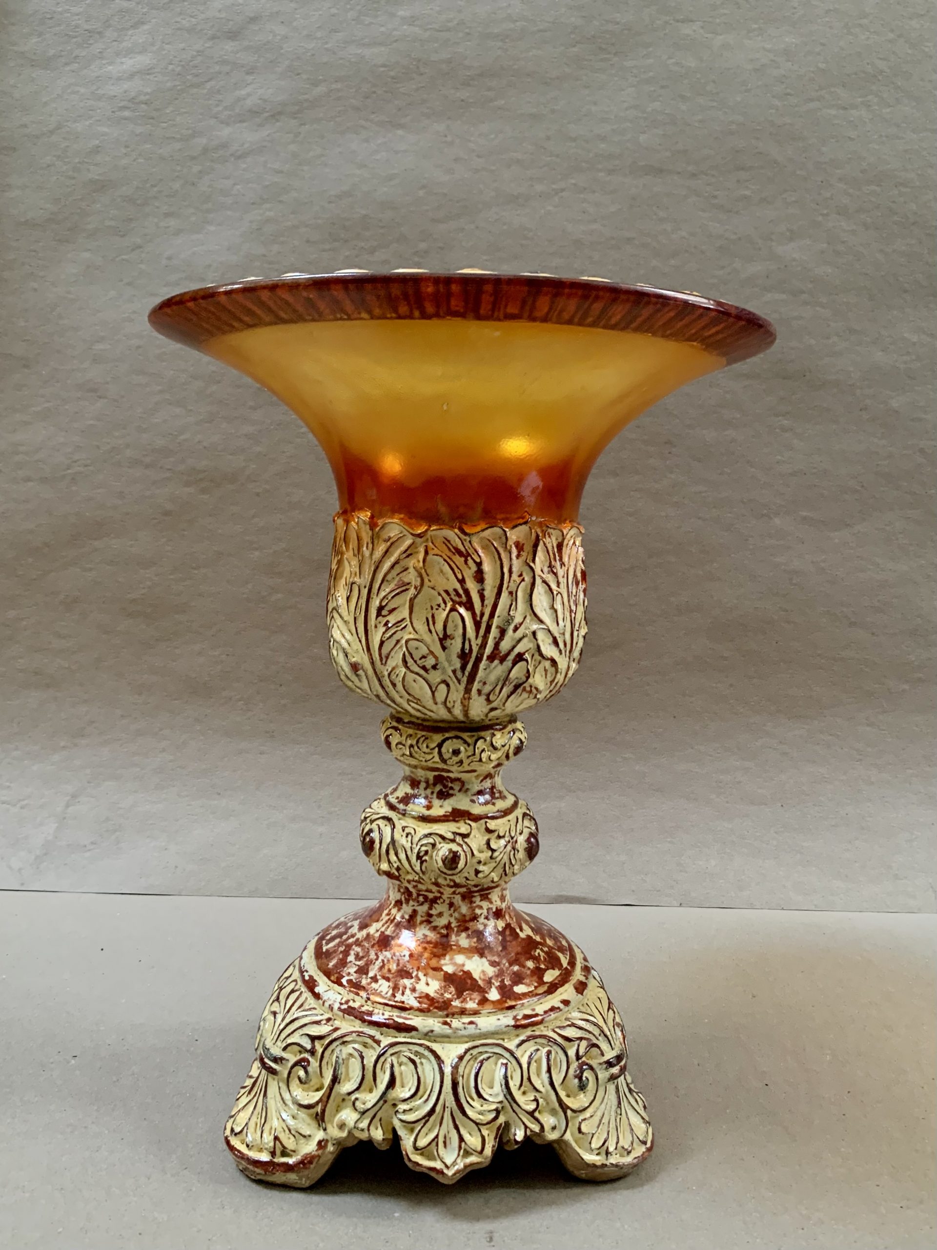 Resin Flower Vase 15" to Globedecor International