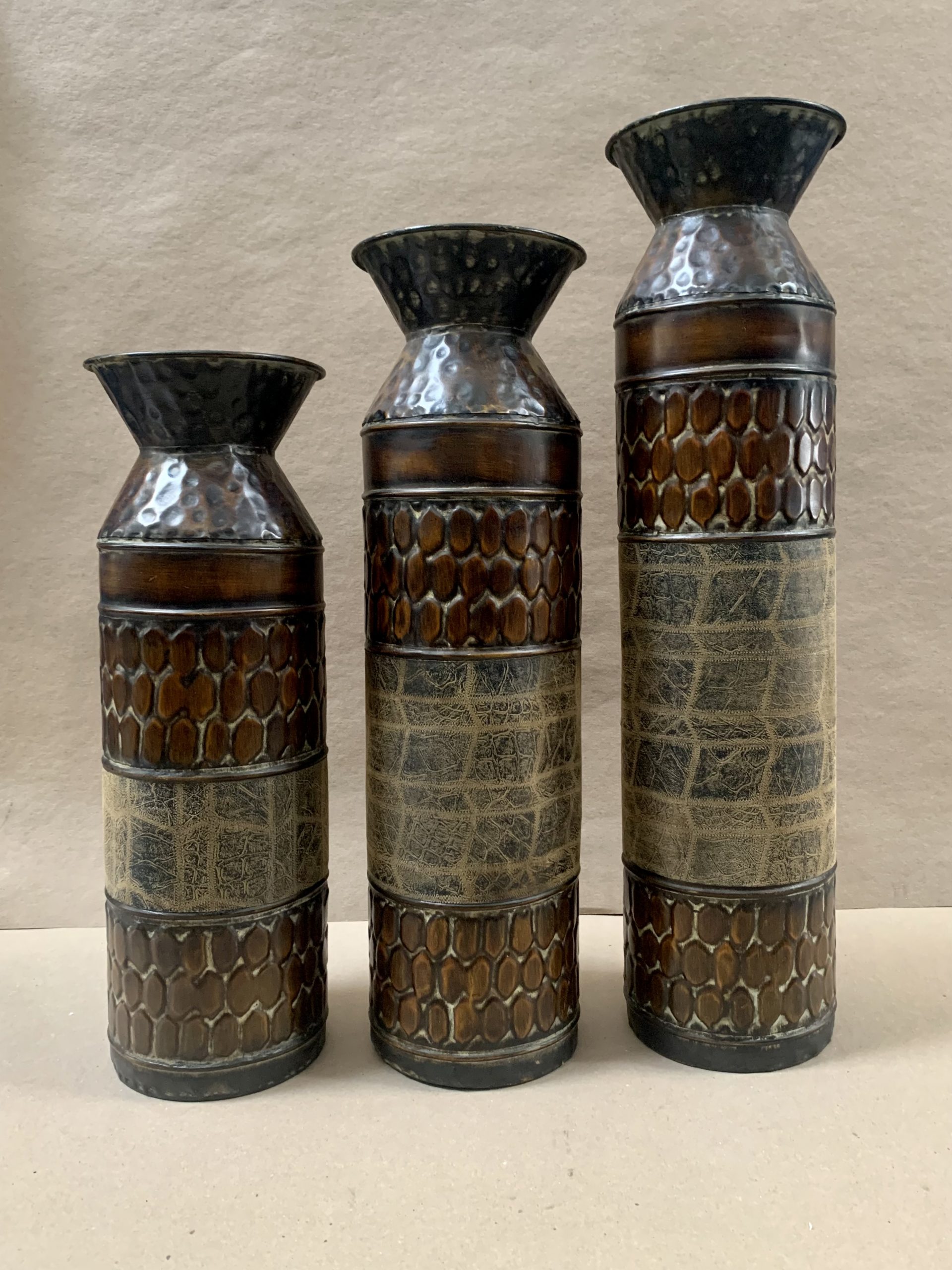 Rustic Metal Vase Set of 3 to Globedecor International